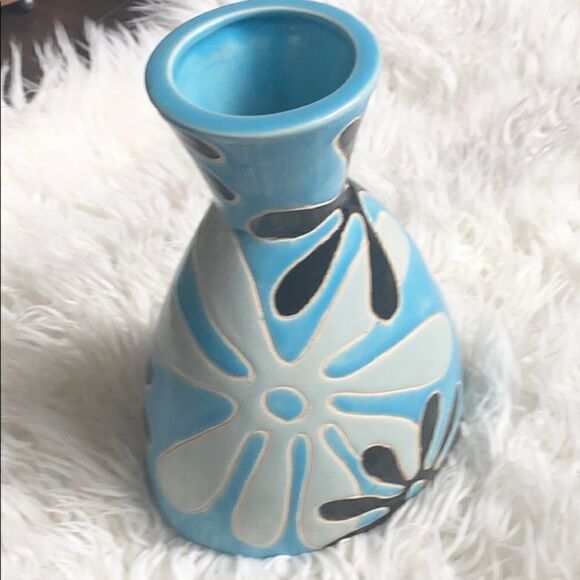 World Market Vase Decor - Picture 1 of 4